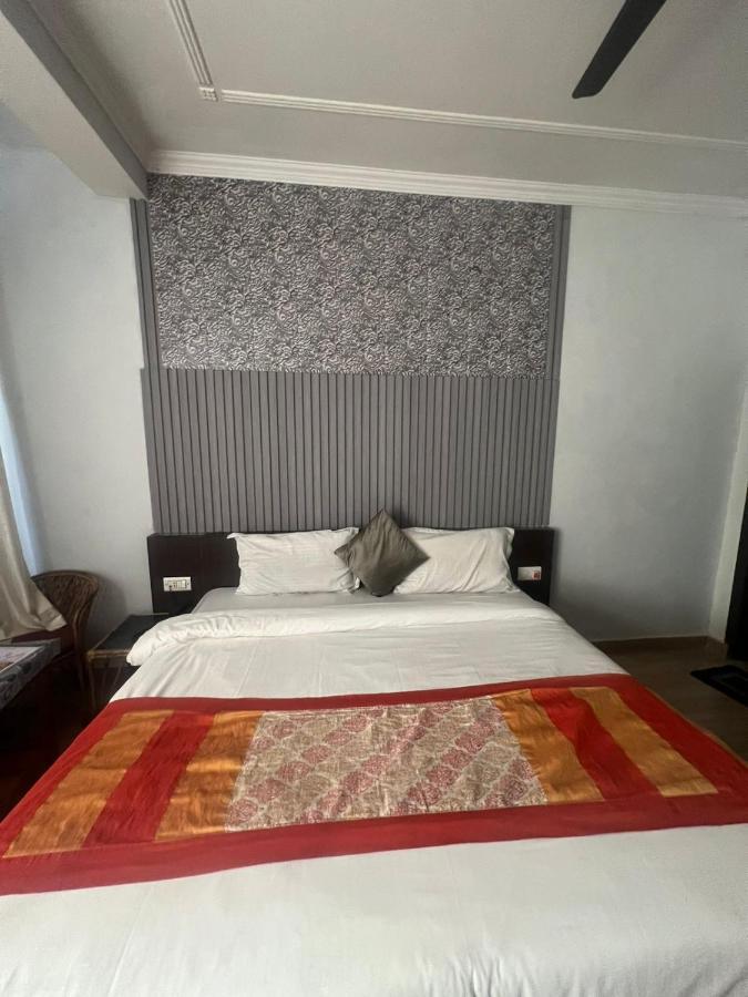 Hotel Devoy Inn By Namastexplorer Tapovan Rishikesh Bagian luar foto